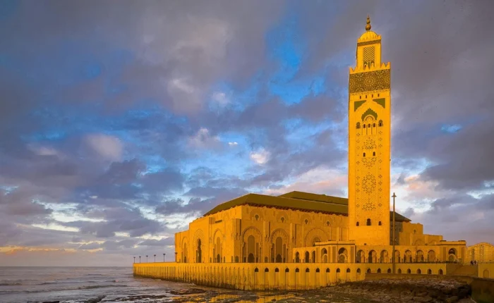 Morocco Itinerary 4 Days exploring the Sahara Desert, Atlas Mountains, and traditional Moroccan villages